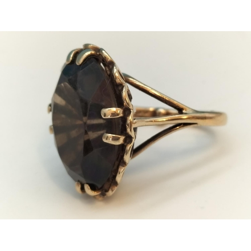 7 - 9ct Gold 375 Smoky Quartz Stone Ring. 7.5 Grams Total Weight. Size I. Sizing Grips.