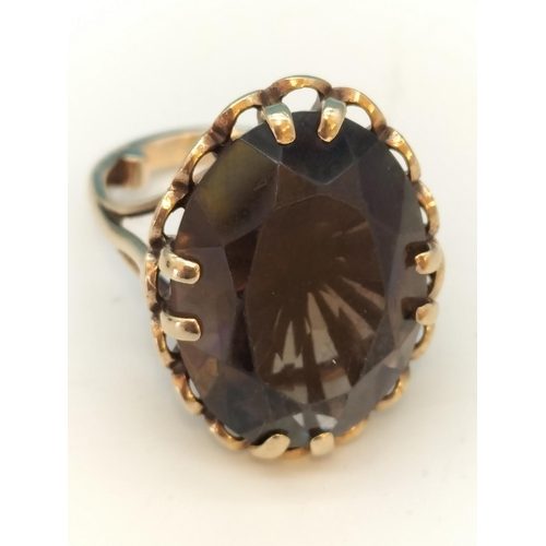 7 - 9ct Gold 375 Smoky Quartz Stone Ring. 7.5 Grams Total Weight. Size I. Sizing Grips.