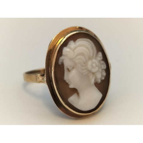 8 - 9ct Gold Continental Cameo Ring. Size M. Total Weight 3.1 Grams. Mark Rubbed.