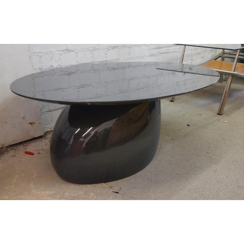 299 - Modern Porcelain Base Oval Glass Topped Coffee Table. 44cm High, 110cm x 77cm. Collection Only.