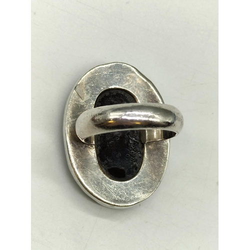 360 - 925 Silver and Oval Onyx Ring. Size Q. Boxed.