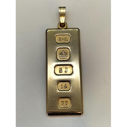 72 - Yellow Metal Ingot. 4.5cm x 2cm.