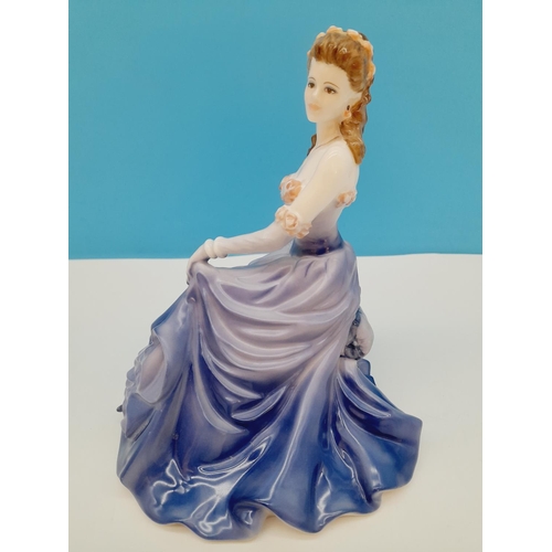 95 - Coalport Ladies of Fashion 17cm Lady Figure 'Linda'.