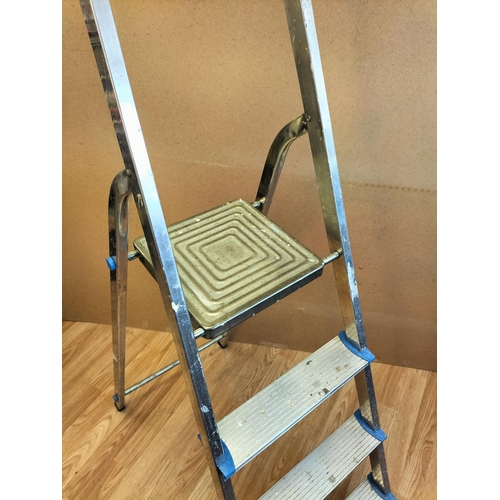 200A - Set of Aluminium 4 Step Painting Ladders. Collection Only.