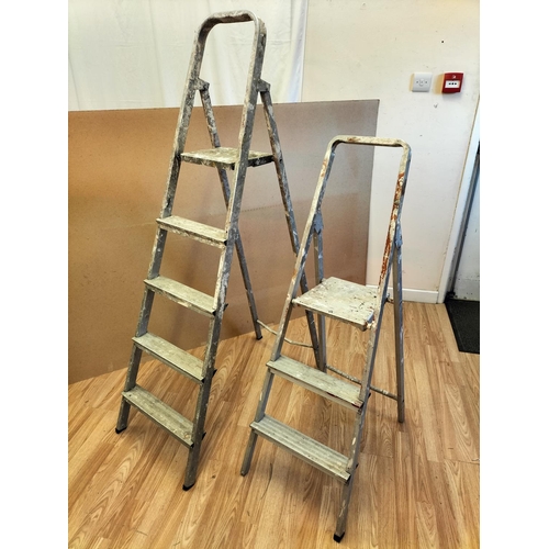 657 - Two Pairs of Metal Stepladders, One 3 Step and One 4 Step. Tallest 165cm when Closed. Collection Onl... 