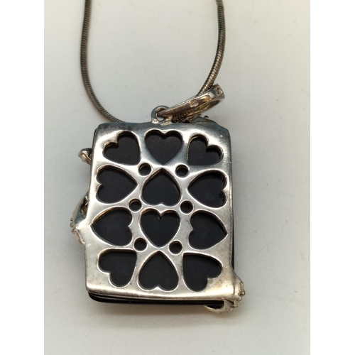 645 - 925 Silver Pendant on 925 Silver 14