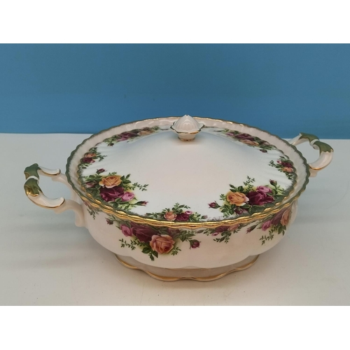 186 - Royal Albert 'Old Country Roses' Twin Handled Lidded Tureen (30cm Handle to Handle) plus Oval Servin... 