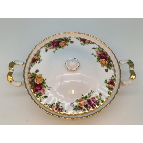 186 - Royal Albert 'Old Country Roses' Twin Handled Lidded Tureen (30cm Handle to Handle) plus Oval Servin... 