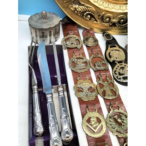 290 - Collection of Mixed Metal Ware to include Horse Brasses, Carving Set, Brass Plane, Biscuit Barrel, e... 