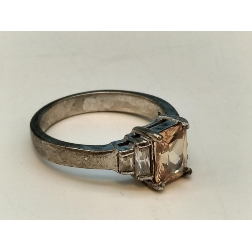 299 - Silver 925 Ring. Size Q.