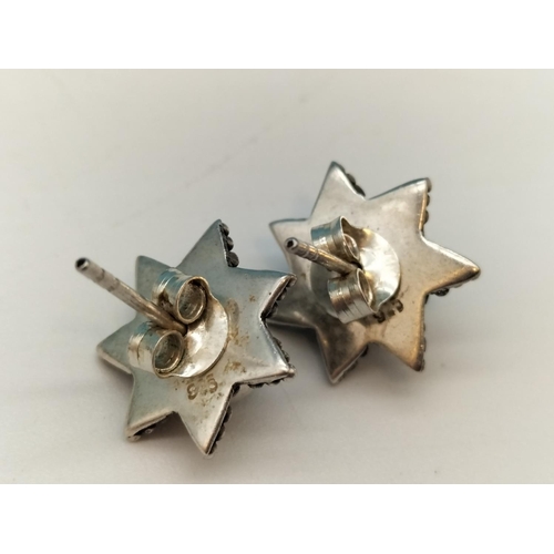 350 - Silver 925 Stud Earrings (4 Pairs) plus Pair of Drop Earrings.