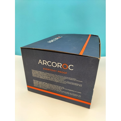 362 - Box of 12 Arcoroc 250ml Wine Glasses.