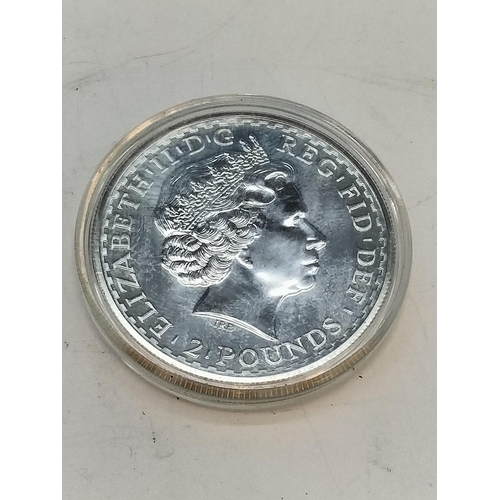 521 - Fine Silver One Ounce 2001 Britannia £2 Coin.