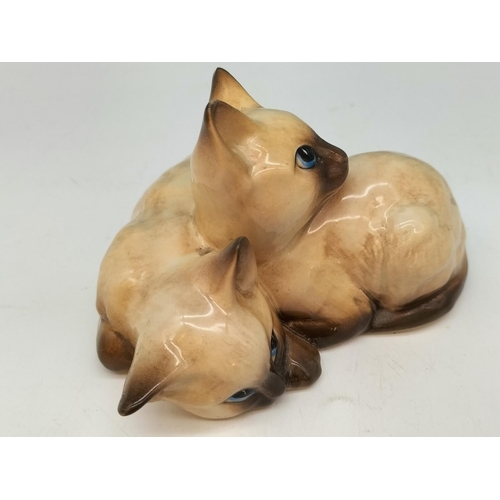 587 - Beswick Figure of Siamese Kittens 1296 plus Royal Doulton 'Home Again' HN 2167. 9cm x 9cm.