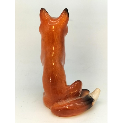 63 - Beswick 8cm Figure of a Seated Fox.