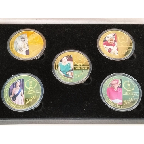 81 - Boxed Set of 5 24ct Plated Coins 'The Queen' with Certificate of Authenticity. Limited to 1000 Piece... 