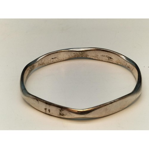 100 - Silver 925 Bangle. 44 Grams