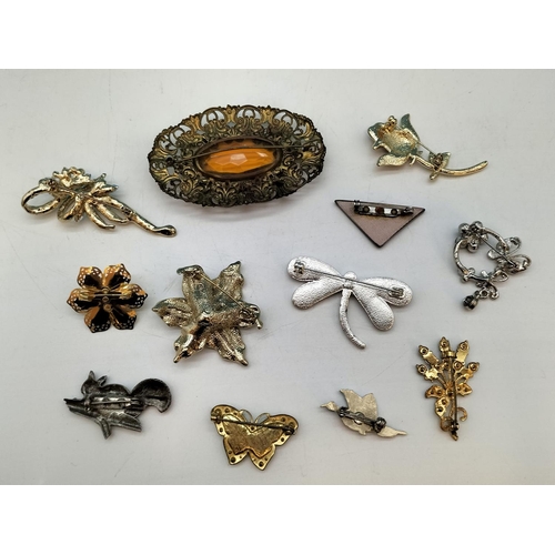 269 - Collection of Brooches (12) to include Flowers, Dragonfly, A.R.Brown Pewter Squirrel, etc.