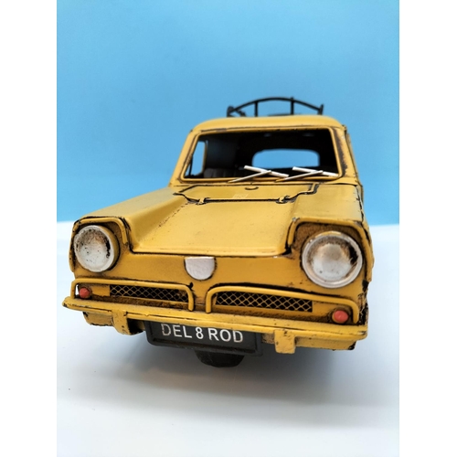 376 - Vintage 'Only Fools and Horses' Tin Plate Reliant Regal. Number Plate DEL 8 ROD. 13cm High, 28cm x 1... 