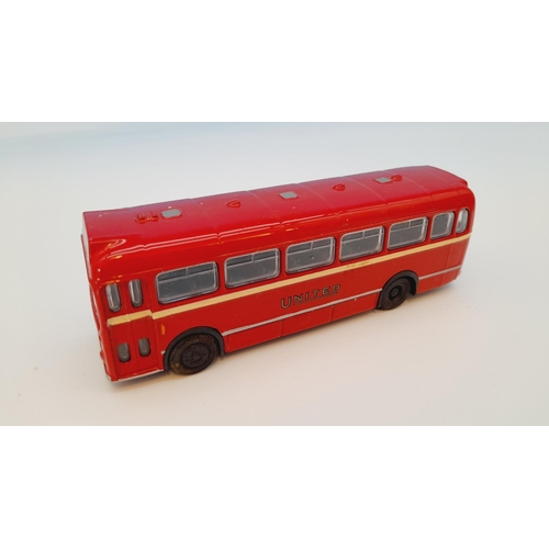 355 - Die-Cast Vehicles (3), Boxed Corgi Limited Edition OM41109 Daimler CVG6 Bus, Boxed Gilbow 20421 Bris... 