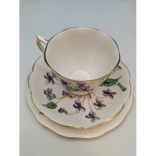 411 - 1950's Royal Albert 'Flowers of the Month' Series 'Violet No 2' Hand Painted 19 Piece Part Tea Set t... 