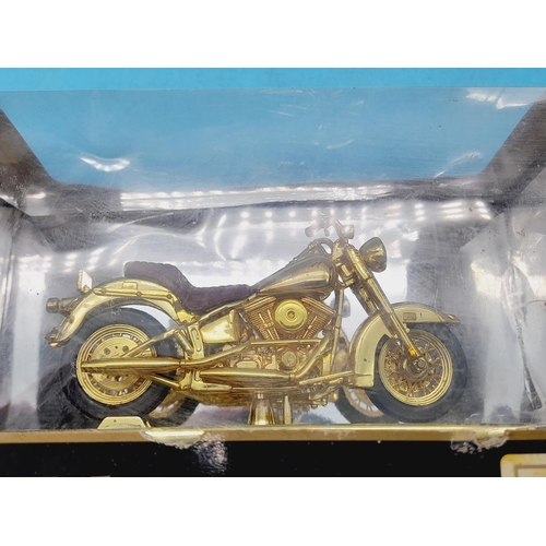 73 - Boxed Maisto Gold Edition 1:18 Scale '1986 FLST Heritage Softtail Evolution' Harley Davidson 23kt Go... 