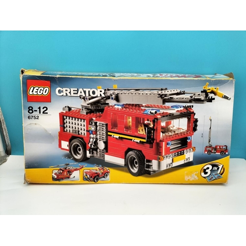 92 - 2009 LEGO Creator '3 in 1 Fire Rescue' Set 6752. Unchecked. Bags are Sealed.