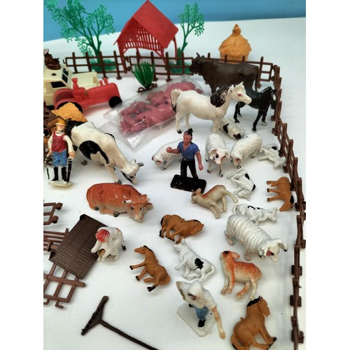 613 - Boxed Vintage Home Farm Set No R-2693F. Made in Hong Kong.