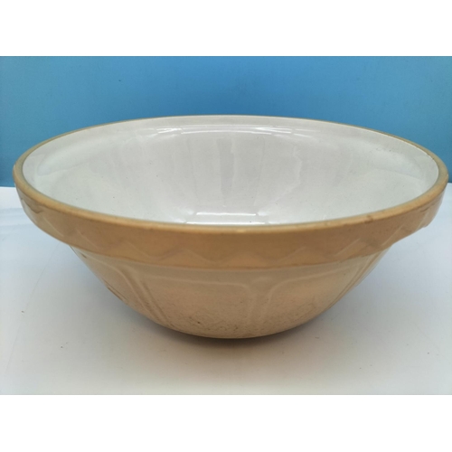 634 - Large Size 12 Mason Cash Mixing Bowl, Graduated Set of Mason Cash Pie Dishes plus Other Makes of Coo... 