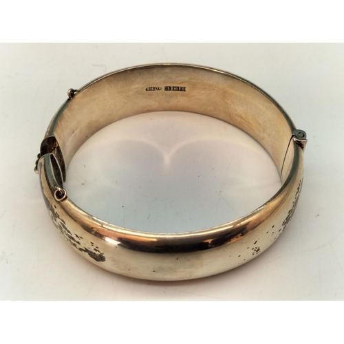 191 - Silver Hallmarked (1960) Bangle. 28 Grams.