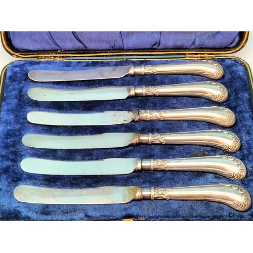 320 - Boxed Set of 6 Silver Hallmarked Handle Knives. One Knife Split to Collar.