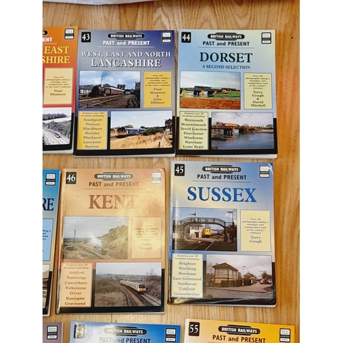 450 - Collection of Railway Related Reference Books (20) to include Volumes of British Railways Past and P... 