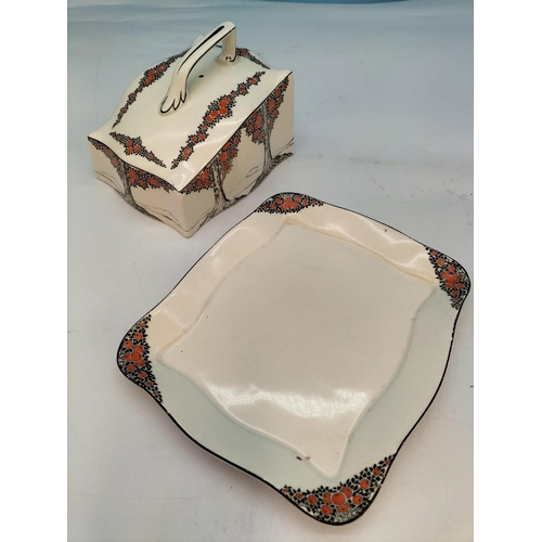 61 - Crown Ducal 'Orange Tree' Butter Dish. Rd No 7112701. 13cm High, 21cm x 17.5cm.