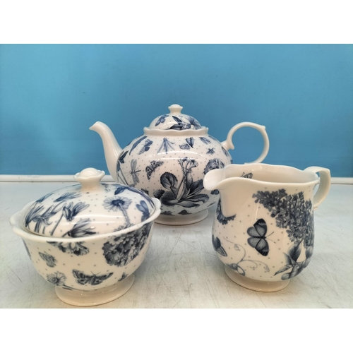 204 - Portmeirion 15 Piece Part Tea Set in the 'Botanic Blue' Pattern to include Teapot, Cups and Saucers ... 