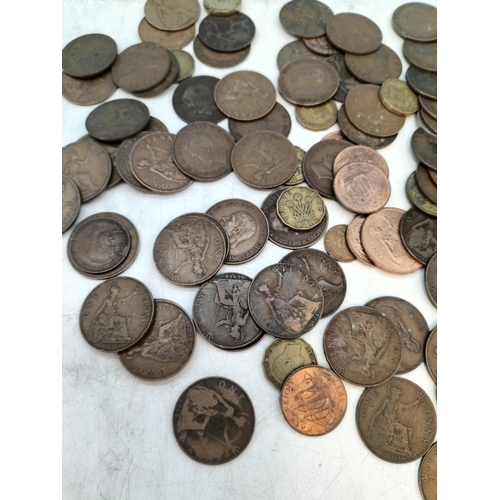 428 - Quantity of Mixed Coins, Mostly Old Pennies.