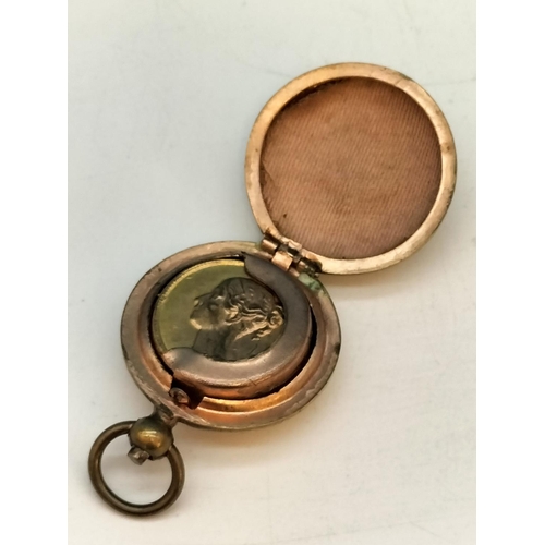 22 - Brass Sovereign Case. 3.5cm Diameter.