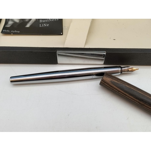 94 - Boxed Online (Germany) Fountain Pen.