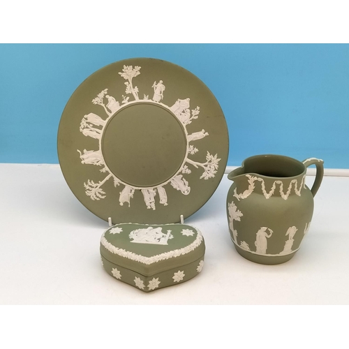 252 - Wedgwood Green Jasper Items (3) Trinket Box, Plate and 11cm Jug.