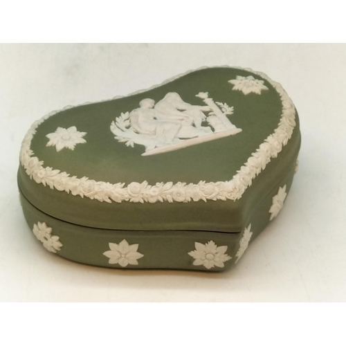 252 - Wedgwood Green Jasper Items (3) Trinket Box, Plate and 11cm Jug.