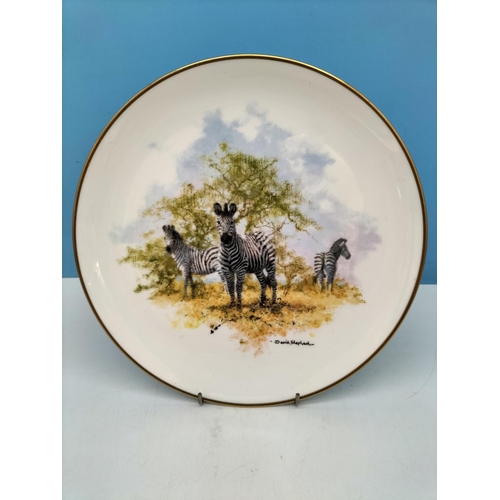 386 - Wedgwood David Shepherd Wildlife Collection 27cm Collectors Plates (8).