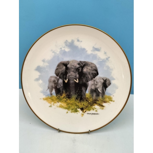 386 - Wedgwood David Shepherd Wildlife Collection 27cm Collectors Plates (8).