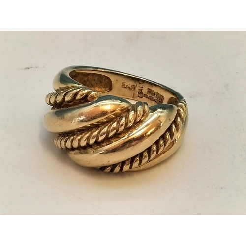 266 - Gold Plate on 925 Silver Chunky Ribbed Ring. Size P.