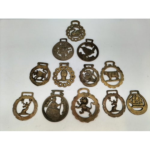 271 - Brass Jam Pan, Horse Brasses, etc. Pan stands 16cm High, 26cm Diameter.