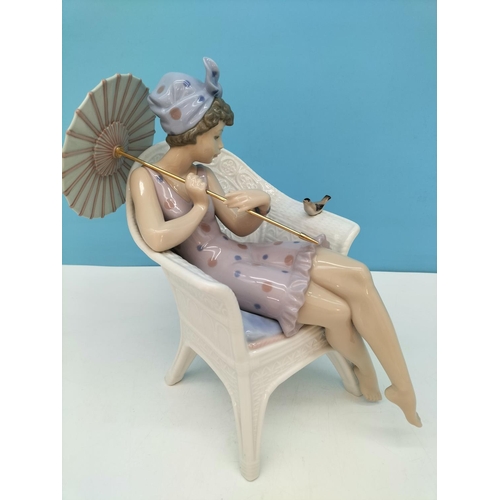 335 - LLadro 25cm Figure 'Trino at The Beach' 5666