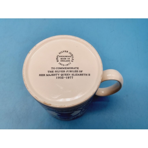 401 - Large 12.5cm Wedgwood China 'Queen Elizabeth II Silver Jubilee Commemorative Tankard. 9cm Diameter.