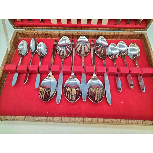 479 - Vintage Cased Hiram Wild Stainless Steel 24 Piece Cutlery Set.