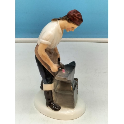 170A - Royal Doulton 17.5 cm Figure 'The Blacksmith of Williamsburg' HN 2240. Seconds.