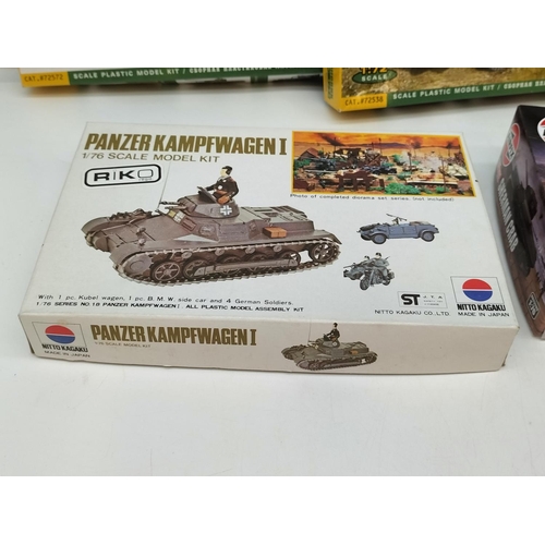 171 - Military Model Kits (5) to include Sherman Crab.