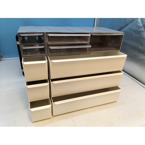 320A - Jewellers Display Travel Case with Keys. 42cm x 32cm x 24cm.