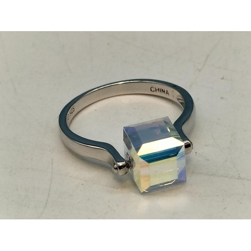 361 - Ladies Ring with Spinning Clear Glass Prism Cubed Bead. Marked FD925. Size O.